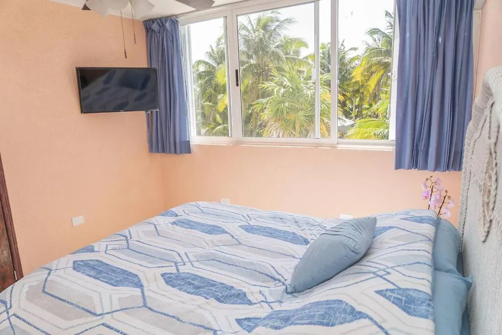 Villa Ixchel - Right On The Beach! Puerto Morelos Mexico