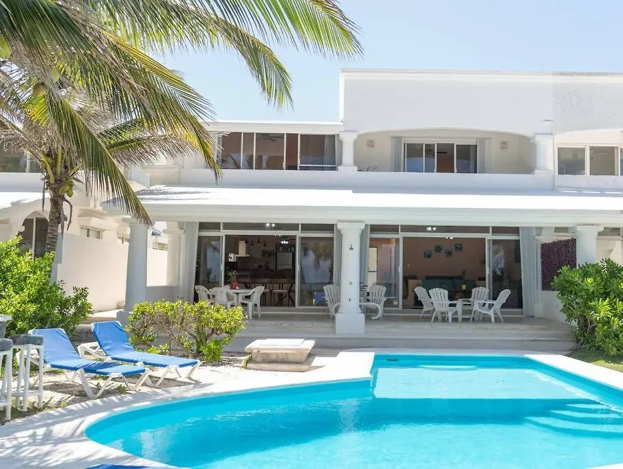 Villa Ixchel - Right On The Beach! Puerto Morelos Mexico