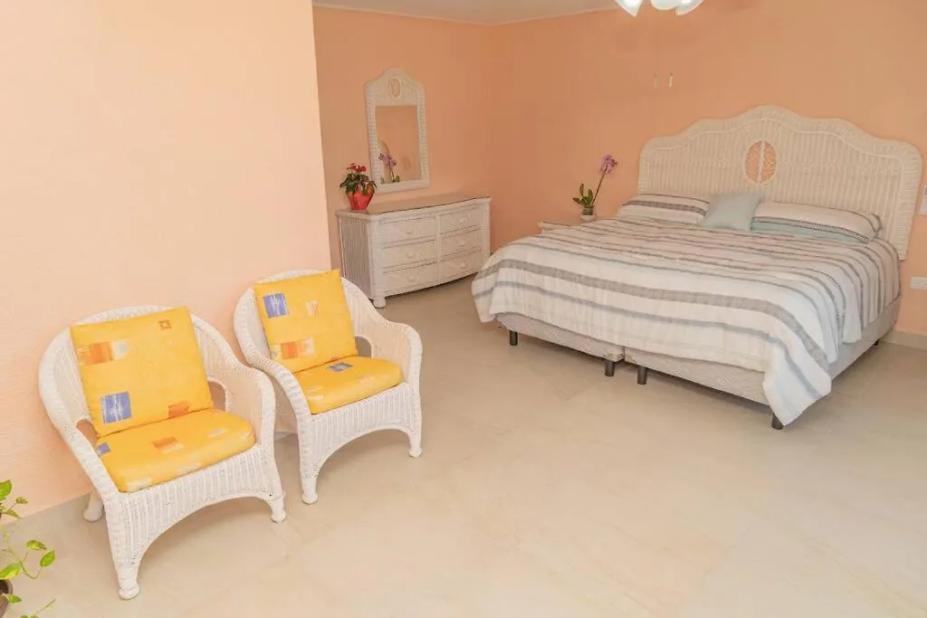 Villa Ixchel - Right On The Beach! Puerto Morelos