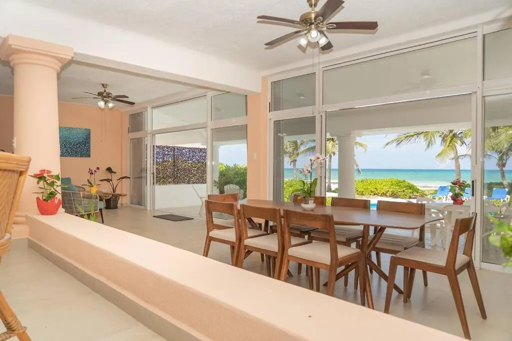 Villa Ixchel - Right On The Beach! Puerto Morelos