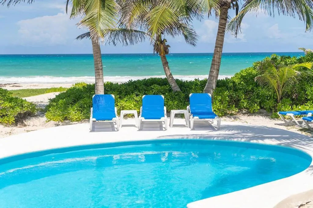 Villa Ixchel - Right On The Beach! Puerto Morelos