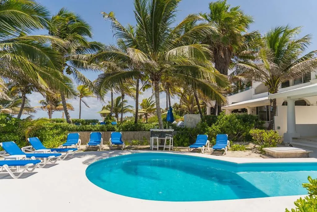 Villa Ixchel - Right On The Beach! Puerto Morelos