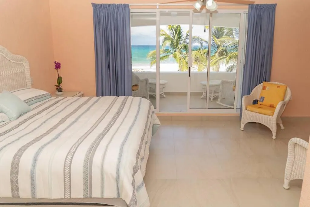 Villa Ixchel - Right On The Beach! Puerto Morelos