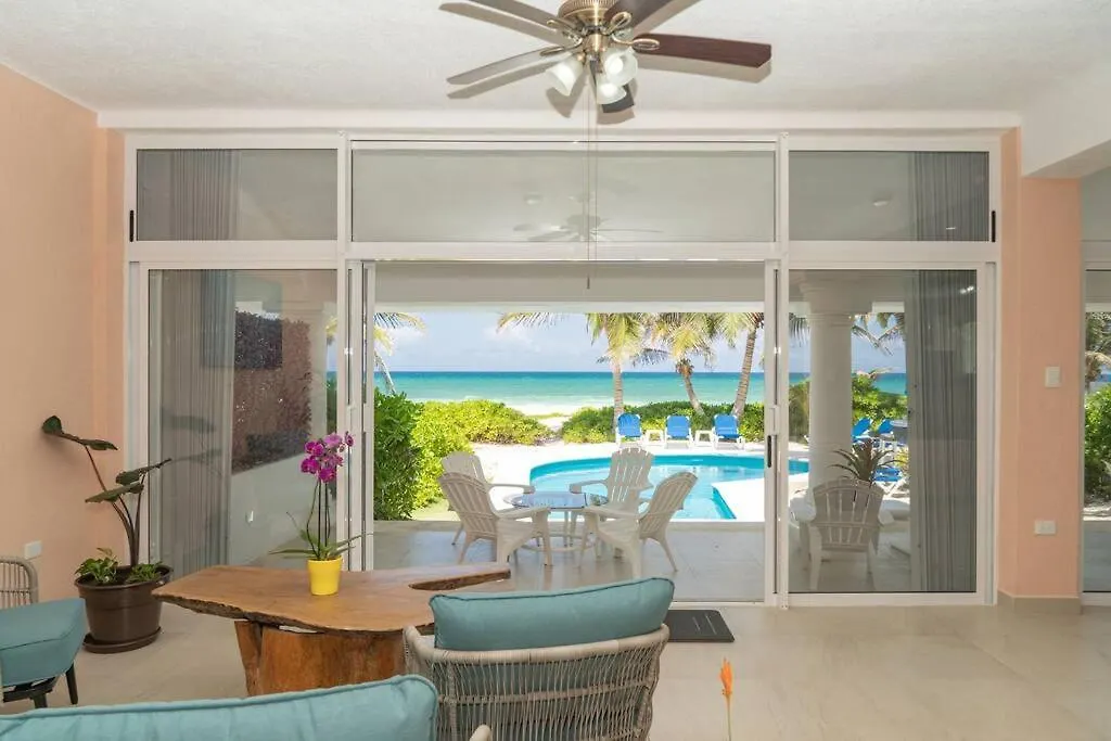 Villa Ixchel - Right On The Beach! Puerto Morelos
